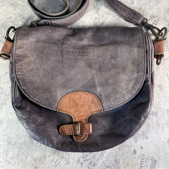 Liebeskind crossbody/messenger leather bag - Picture 2 of 16